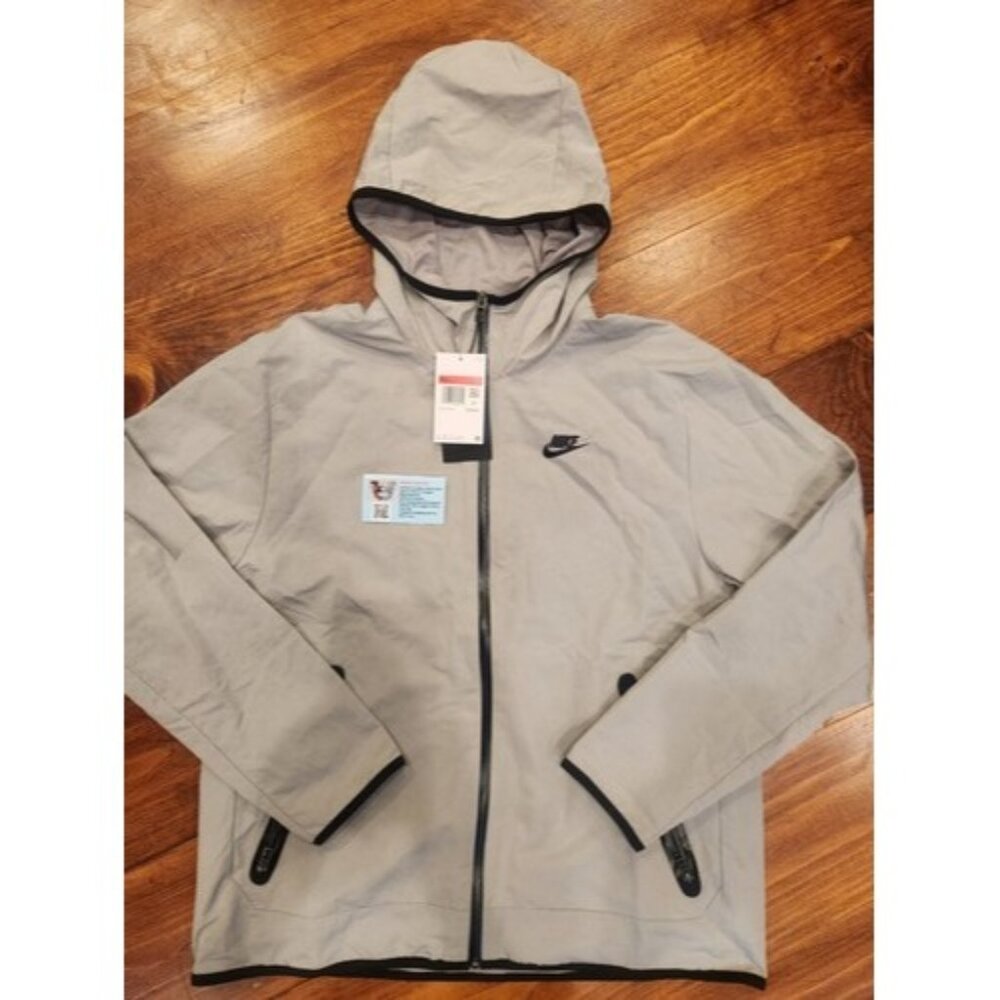 Nike Tech Woven Full Zip Windbreaker Lined Jacket Mens L Gray DQ4340-016 $165